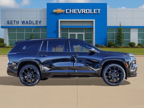 New 2026 Chevrolet Traverse RS w/ LPO, Floor Liner Package FWD image 8