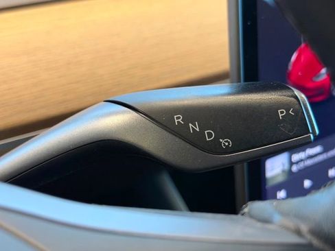 Used 2018 Tesla Model 3 Long Range image 27