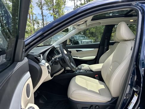 Used 2020 INFINITI QX50 Luxe w/ Navigation Package FWD image 20