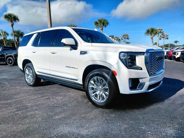 Used 2023 GMC Yukon Denali RWD image 2