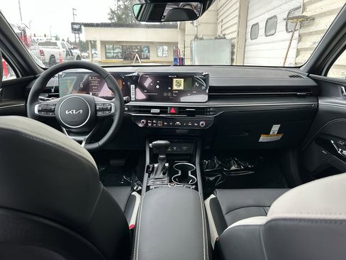 New 2026 Kia K5 GT-Line image 17