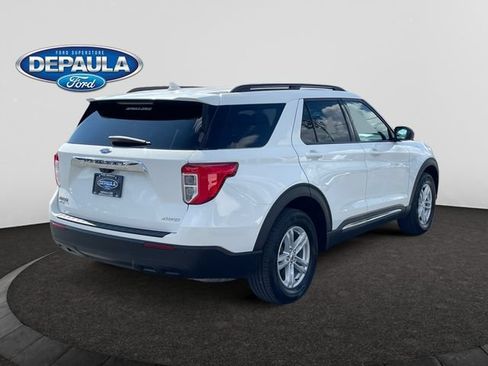 Used 2023 Ford Explorer XLT AWD/4WD image 7
