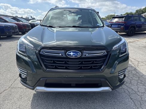 Certified 2023 Subaru Forester Touring AWD/4WD image 8