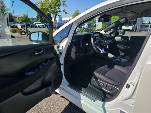 Certified 2024 Nissan Leaf SV Plus FWD image 16