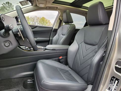 Used 2025 Lexus NX 350h AWD w/ Accessory Package (2T) image 9