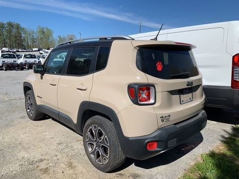 Used 2016 Jeep Renegade Limited image 6