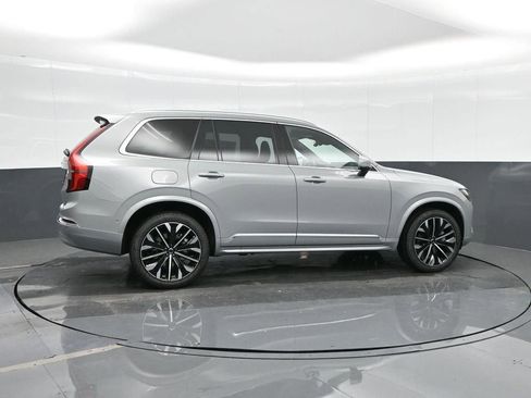 New 2026 Volvo XC90 B6 Plus w/ Protection Package Premier AWD/4WD image 4
