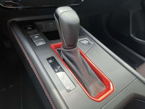 Used 2025 Nissan Kicks SR w/ Illumination Package FWD image 18
