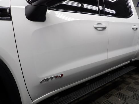 Used 2025 GMC Sierra 1500 AT4 w/ Technology Package image 44