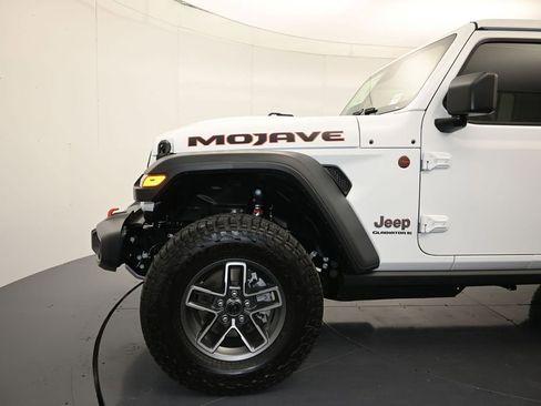New 2026 Jeep Gladiator Mojave w/ Safety Group AWD/4WD image 9