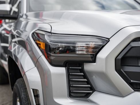 New 2026 Toyota Tacoma SR5 image 11
