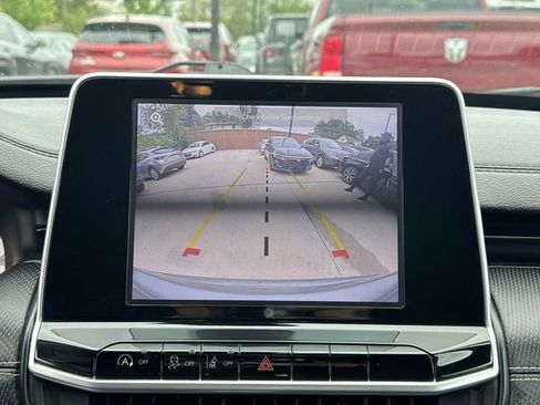 Used 2022 Jeep Compass Latitude FWD image 26