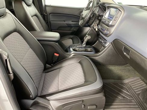Used 2017 Chevrolet Colorado Z71 AWD/4WD image 11
