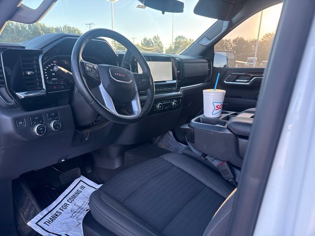 Used 2024 GMC Sierra 1500 SLE AWD/4WD image 12