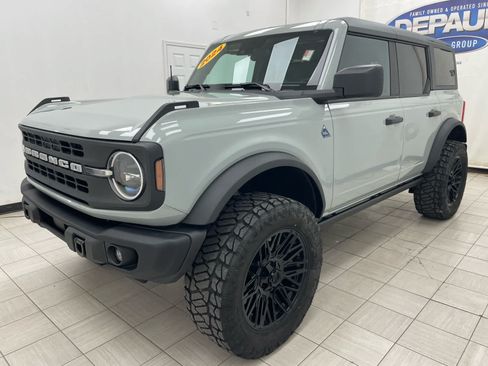 Used 2024 Ford Bronco Black Diamond AWD/4WD image 16