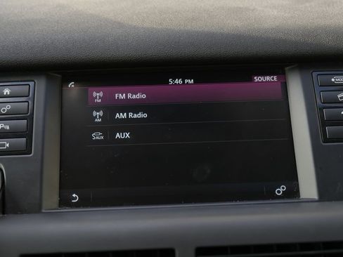 Used 2019 Land Rover Discovery Sport SE AWD/4WD image 56