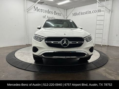 Certified 2026 Mercedes-Benz GLC 300 image 2