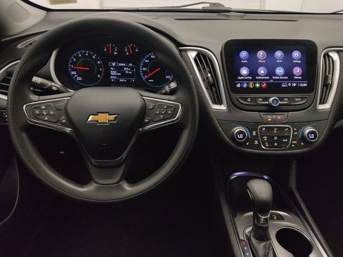 Used 2024 Chevrolet Malibu LT FWD image 22