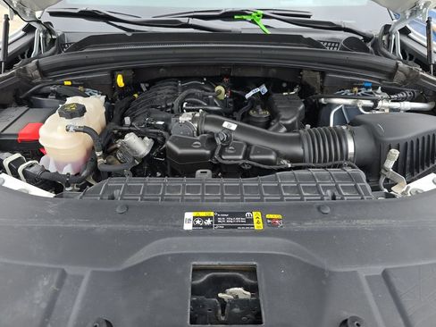 Used 2024 Jeep Grand Cherokee Summit image 5