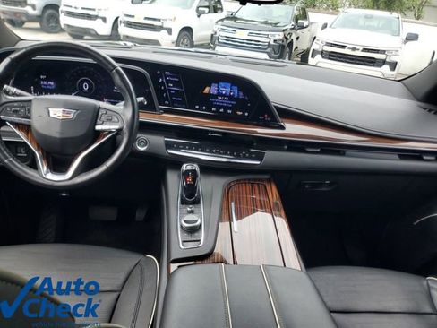 Used 2022 Cadillac Escalade ESV Premium Luxury RWD image 18