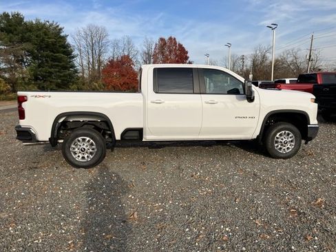 New 2026 Chevrolet Silverado 2500 LT w/ Leather Package image 8