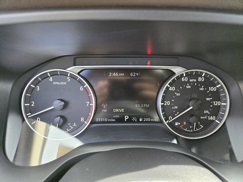 Used 2023 Nissan Rogue SV AWD/4WD image 17