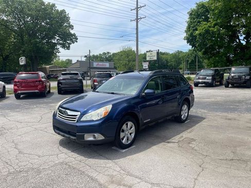 Used 2011 Subaru Outback 2.5i Premium AWD/4WD image 1