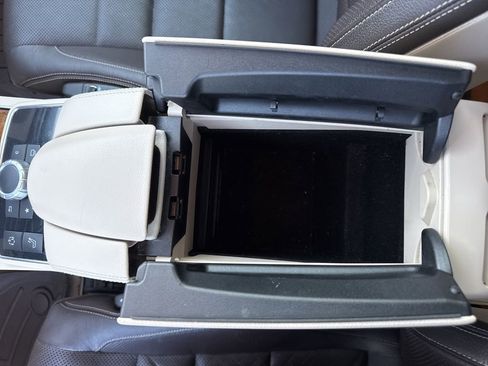 Used 2017 Mercedes-Benz E 400 Cabriolet image 25