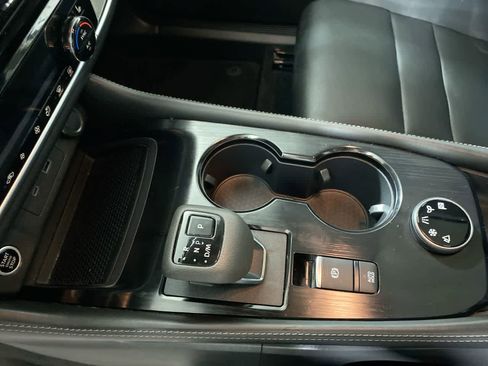 Used 2023 Nissan Rogue SL image 21