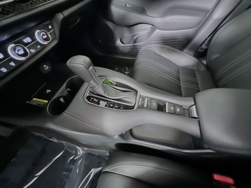 Used 2024 Honda HR-V EX-L image 25