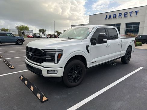 Used 2025 Ford F150 Platinum image 14