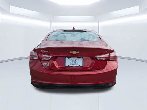 Used 2021 Chevrolet Malibu LT FWD image 5