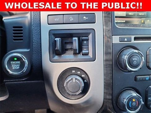 Used 2015 Ford Expedition Limited w/ Equipment Group 301A image 25