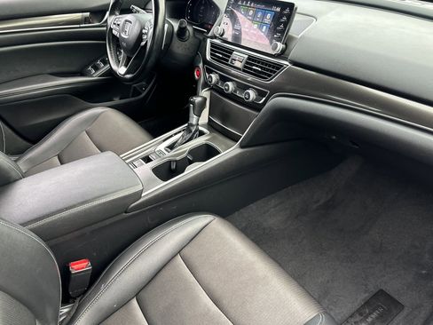 Used 2022 Honda Accord Sport image 16