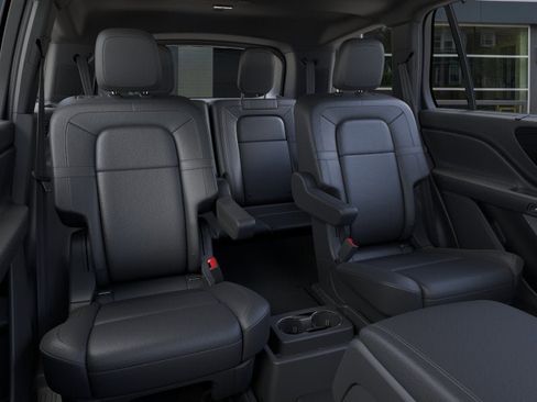 New 2026 Lincoln Aviator Reserve AWD/4WD image 11