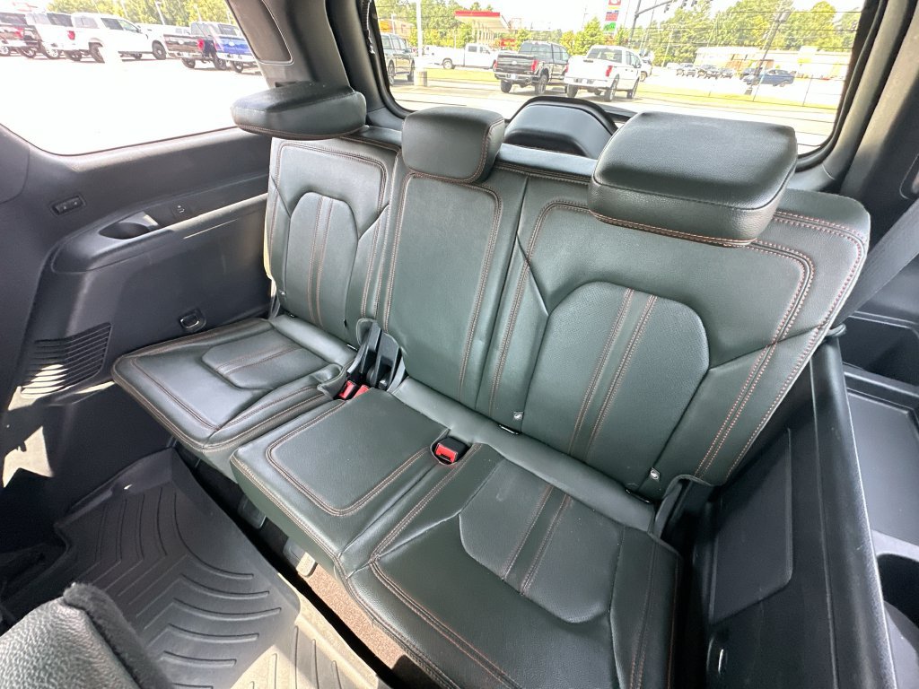 Used 2022 Ford Expedition Timberline AWD/4WD image 4