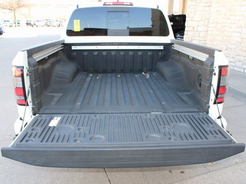 Used 2024 Nissan Frontier Pro-X w/ Pro Premium Package image 29