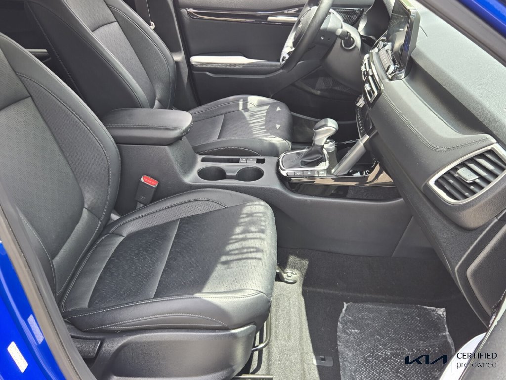 Certified 2023 Kia Seltos SX w/ SX Sunroof Package AWD/4WD image 17