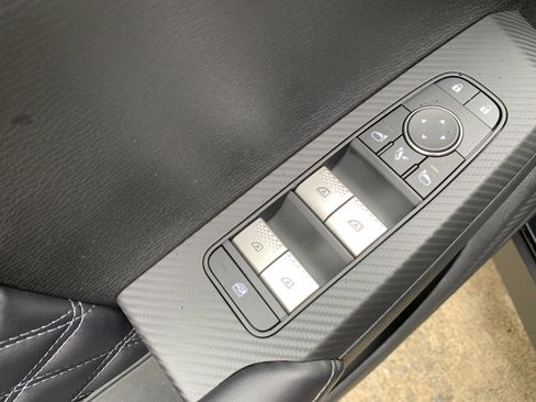 Used 2023 Mitsubishi Outlander SEL image 13