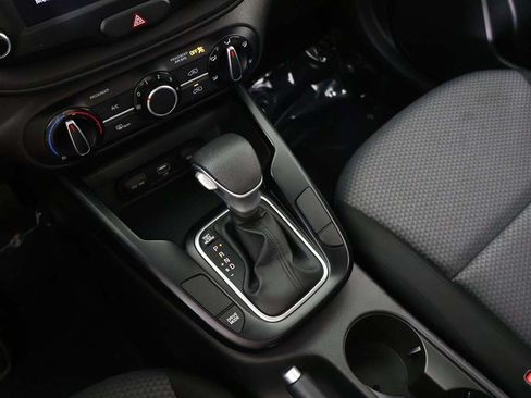 Used 2022 Kia Soul LX FWD image 39