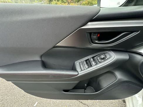 Used 2025 Subaru Impreza 2.0i Sport AWD/4WD image 17