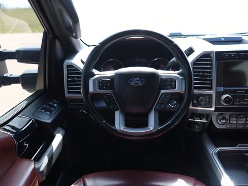 Used 2021 Ford F350 Platinum w/ Tremor Off-Road Package AWD/4WD image 42