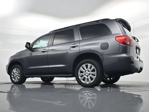 Used 2017 Toyota Sequoia Platinum AWD/4WD image 63