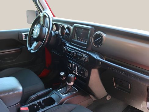 Used 2020 Jeep Wrangler Sport AWD/4WD image 16