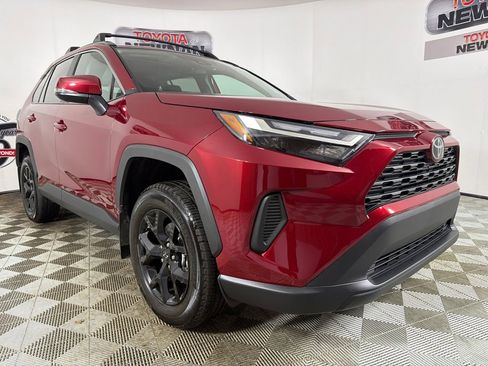 Used 2025 Toyota RAV4 XLE w/ Convenience Package FWD image 1