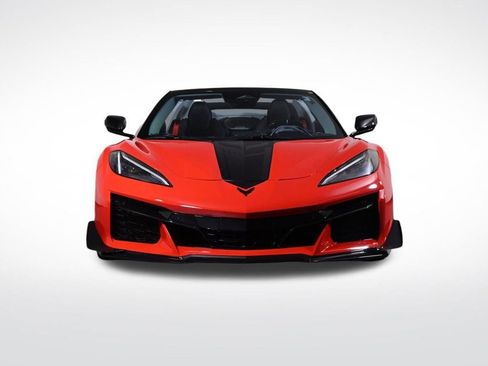 Used 2025 Chevrolet Corvette E-Ray AWD/4WD image 8