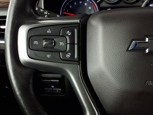 Used 2021 Chevrolet Tahoe Z71 w/ Z71 Signature Package image 20