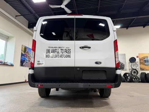 Used 2019 Ford Transit 150 XL RWD image 7