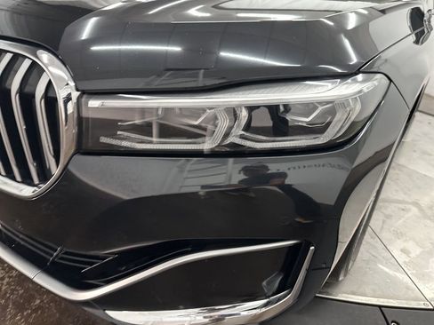 Used 2022 BMW 750i xDrive image 33