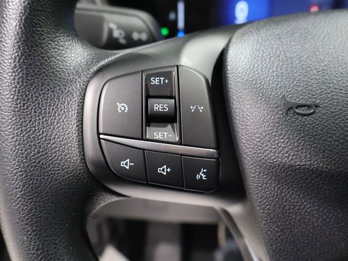 Used 2025 Ford Escape Active image 32